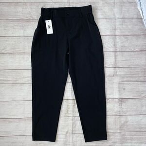 Moteepi New with tags women M black Golf pants